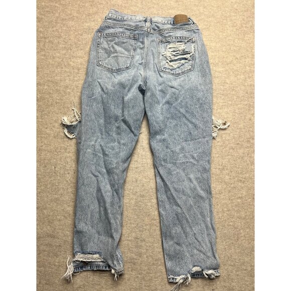 American Eagle Outfitters | Mom Jean | Destroyed Distressed | Size 8 - Picture 7 of 14
